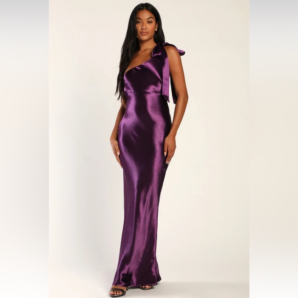 Lulu’s Lavish Looks Purple Satin One-Shoulder Tie-Strap Maxi Dress